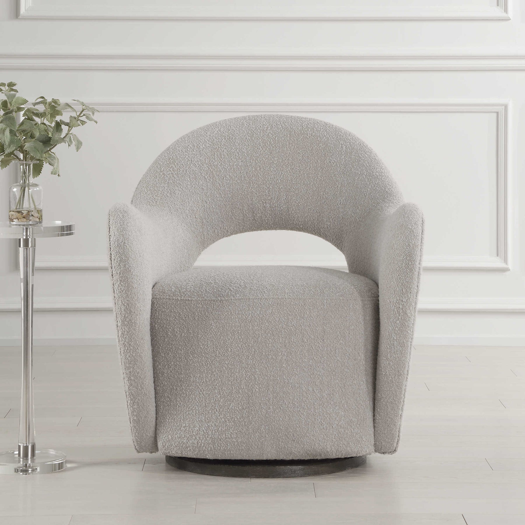 Wander Swivel Chair